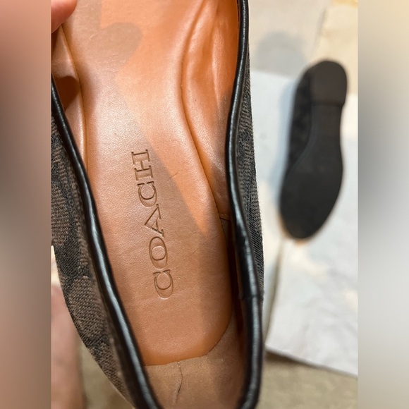 COACH C Logo Bea Black/Gray FeminineClassicDressy Charm Tassel Ballet Flats Sz 9 - Picture 12 of 12